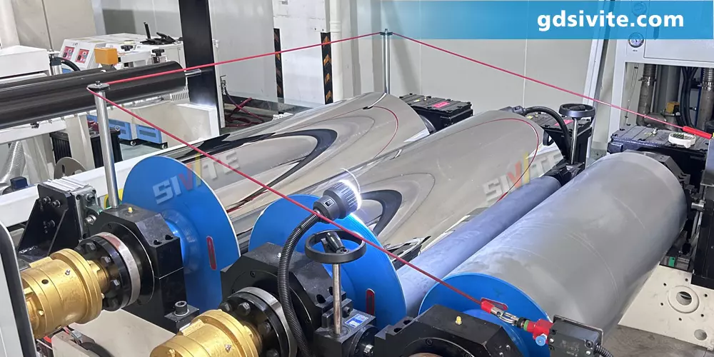 Parallel-three-roll-calender-for-sheet-extrusion